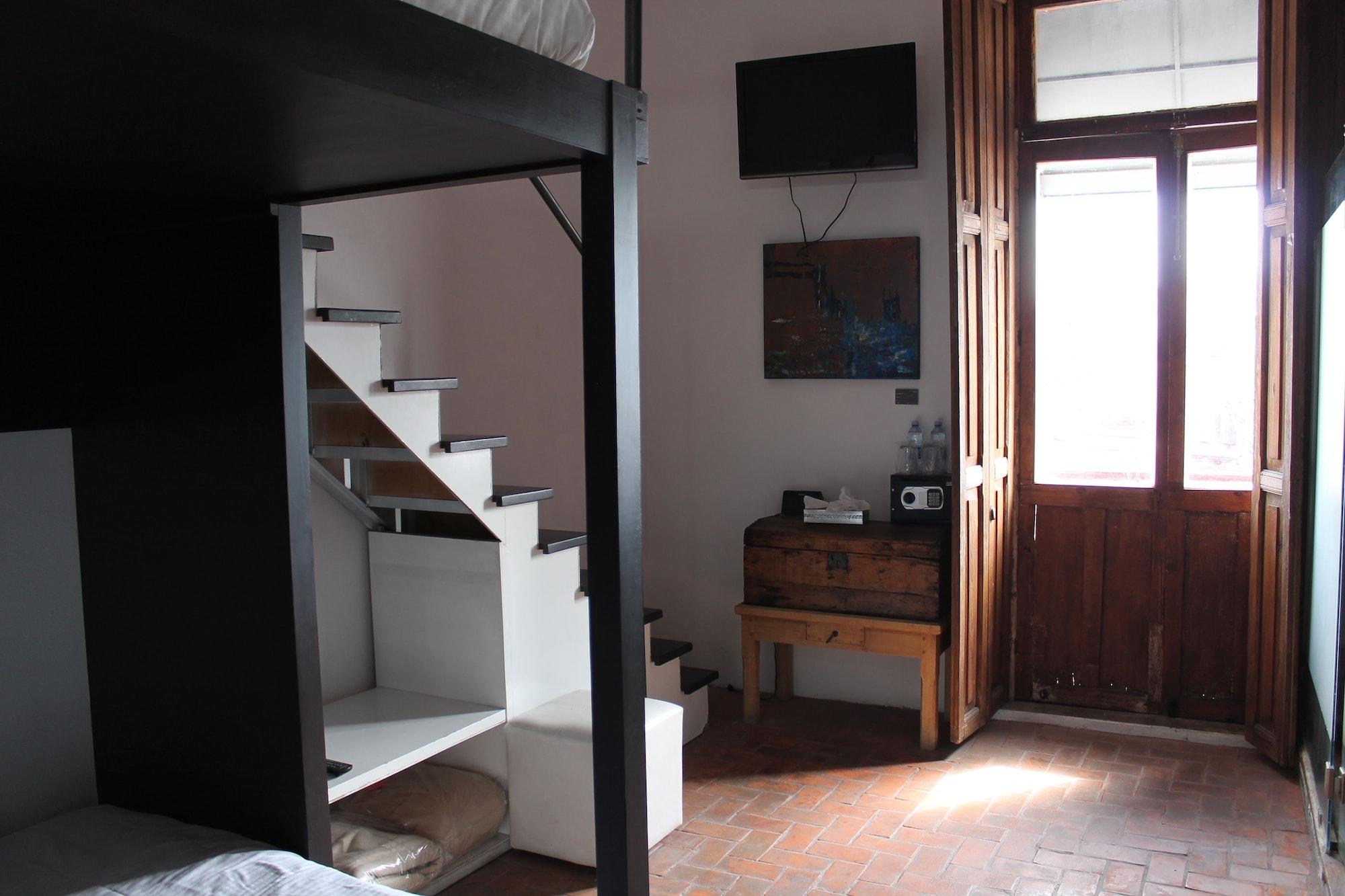 Kuku Ruku Hotel เกเรตาโร ภายนอก รูปภาพ