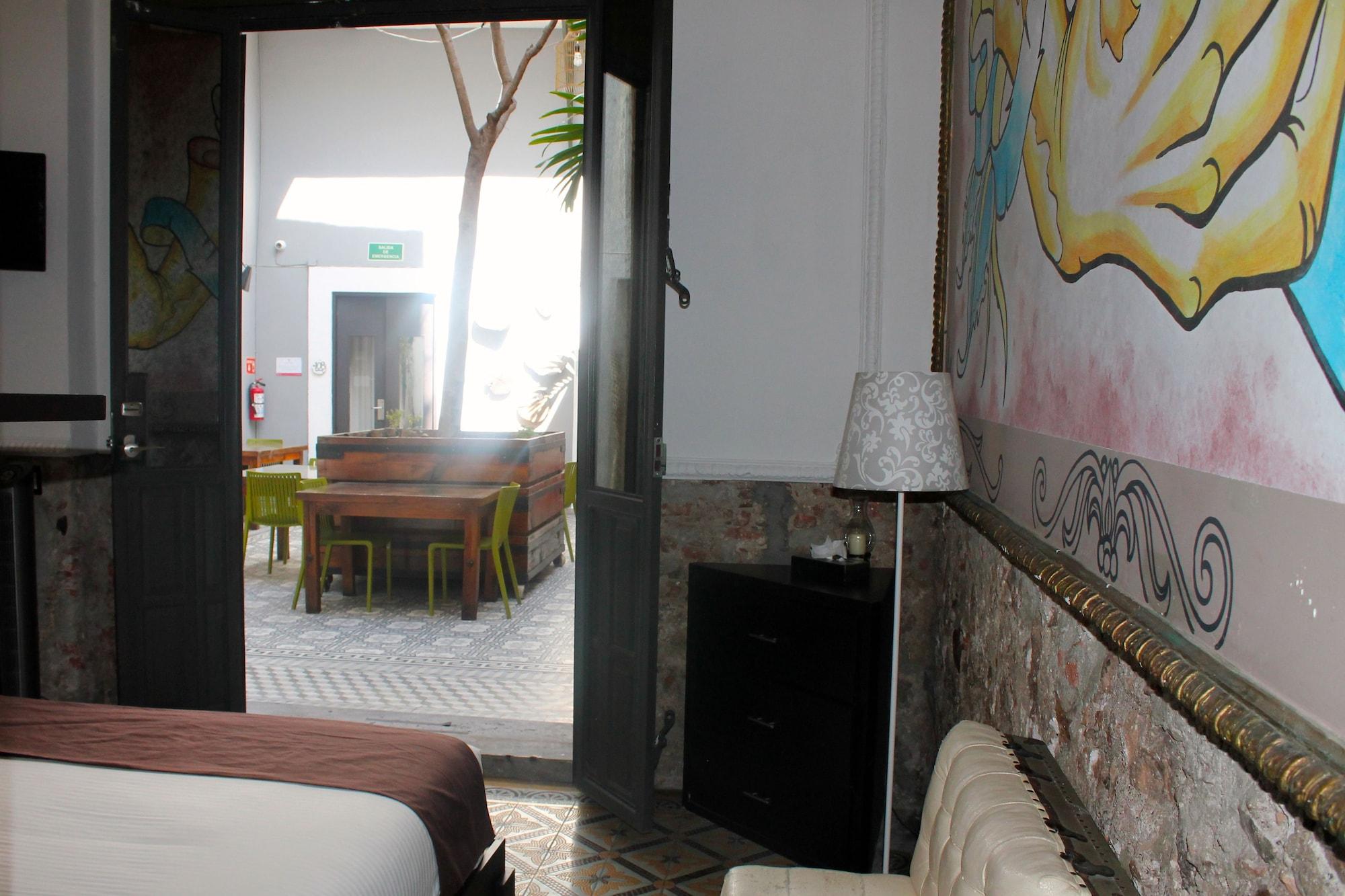 Kuku Ruku Hotel เกเรตาโร ภายนอก รูปภาพ